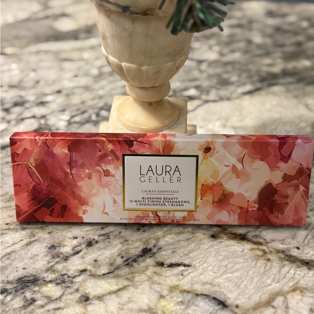 Laura Geller Blushing Beauty Palette 12 Eyeshadows + Blush + Highlighter  NIB